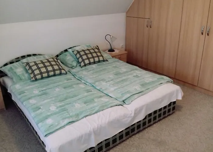 St.florian Apartment *